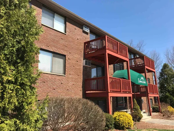 $2,200 | 29 Capron Road, Unit 37, Milford, NH 03055