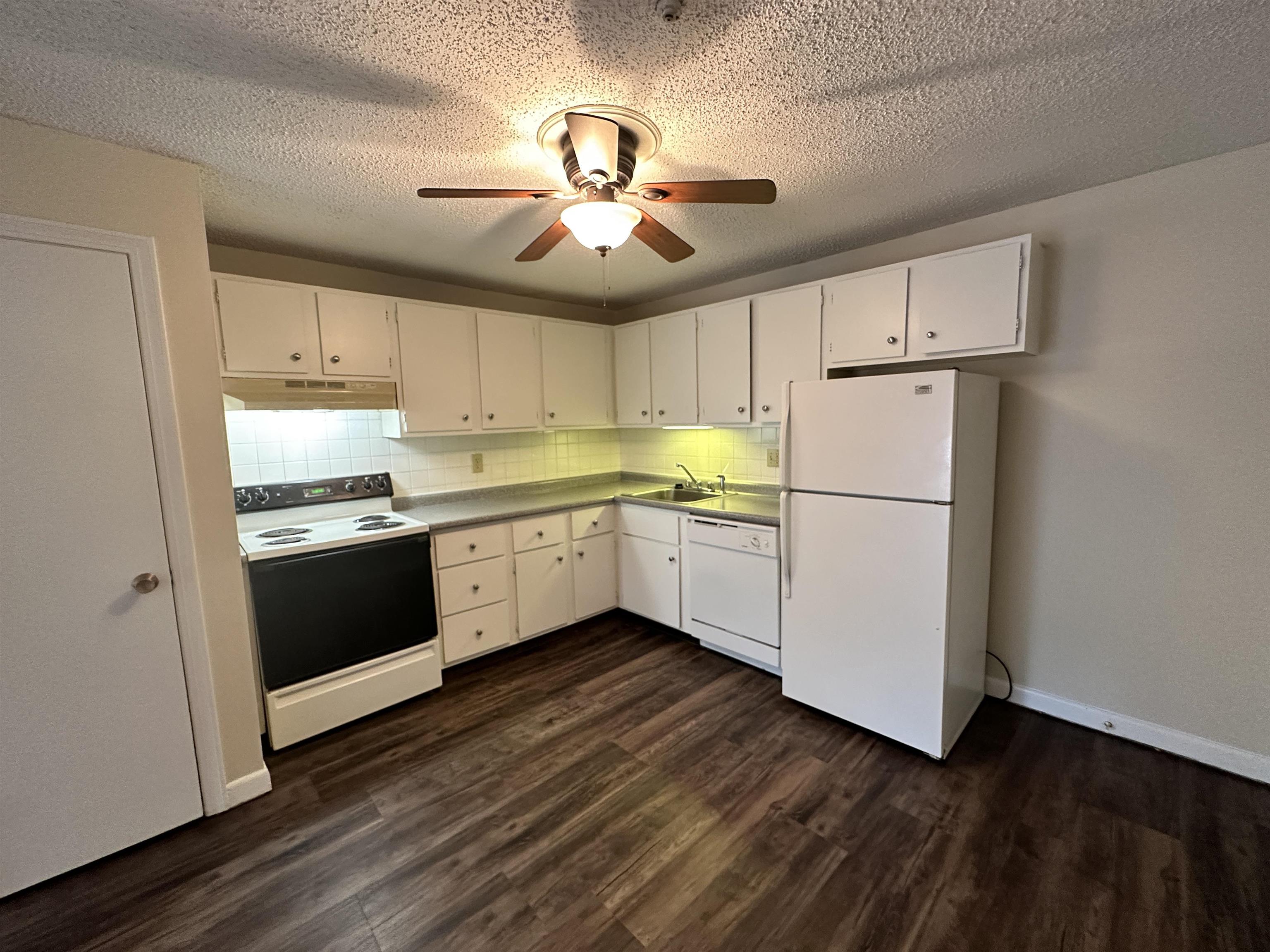 29 Capron Road, Unit 37 Milford, NH 03055 - Photo 4 of 35