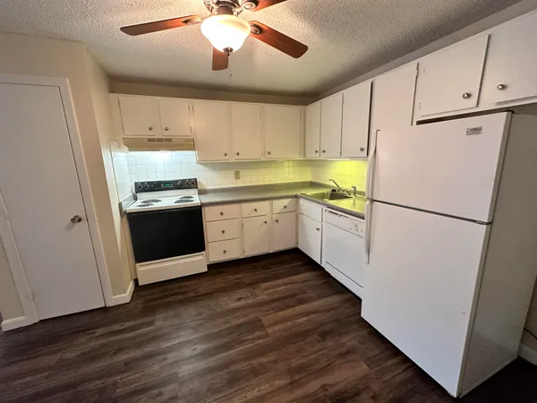 $2,200 | 29 Capron Road, Unit 37, Milford, NH 03055