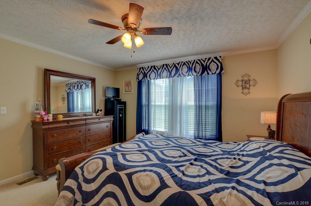 171 Beaverdam Loop Road Candler, NC 28715 - Photo 11 of 27 Gallery Image 11