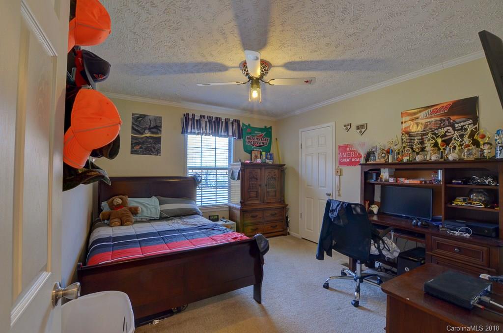 171 Beaverdam Loop Road Candler, NC 28715 - Photo 12 of 27 Gallery Image 12