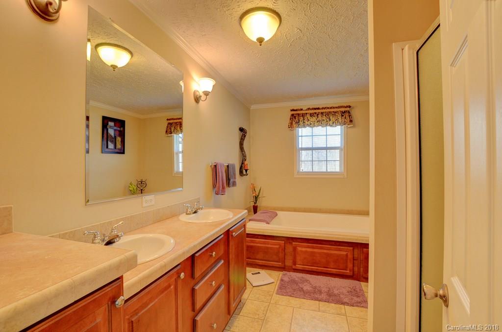 171 Beaverdam Loop Road Candler, NC 28715 - Photo 15 of 27 Gallery Image 15