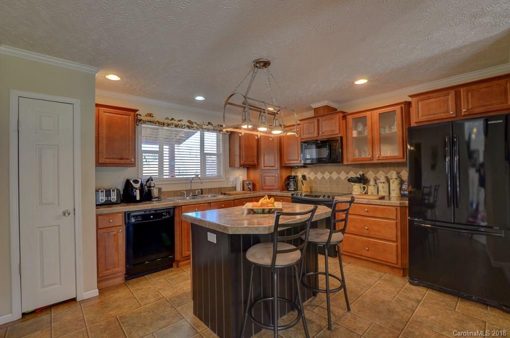 171 Beaverdam Loop Road Candler, NC 28715 - Photo 6 of 27 Gallery Image 6