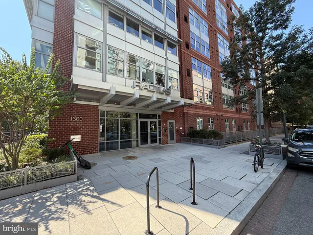 $2,500 | 1300 N Street Northwest, Unit 318, Washington, DC 20005