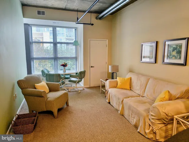 $2,500 | 1300 N Street Northwest, Unit 318, Washington, DC 20005