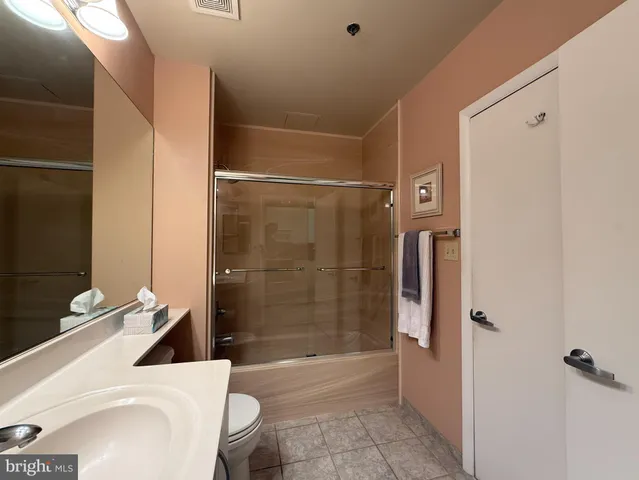 $2,500 | 1300 N Street Northwest, Unit 318, Washington, DC 20005