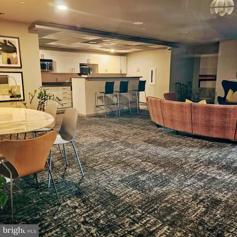 $2,500 | 1300 N Street Northwest, Unit 318, Washington, DC 20005