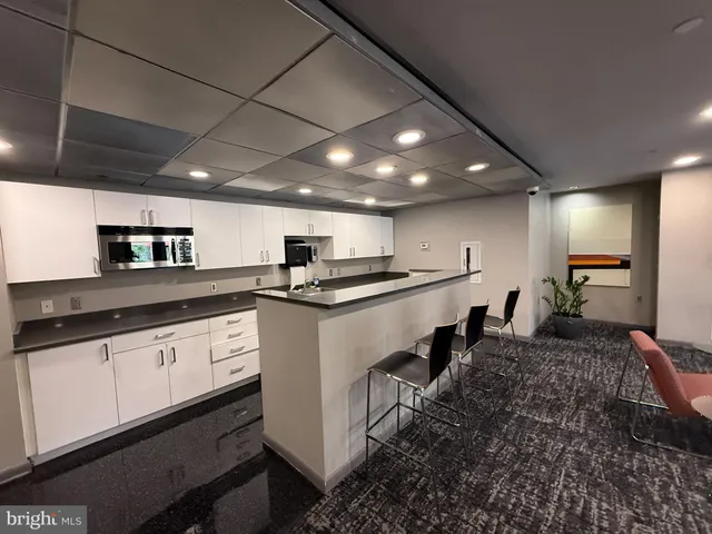 $2,500 | 1300 N Street Northwest, Unit 318, Washington, DC 20005