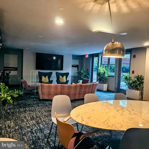 $2,500 | 1300 N Street Northwest, Unit 318, Washington, DC 20005