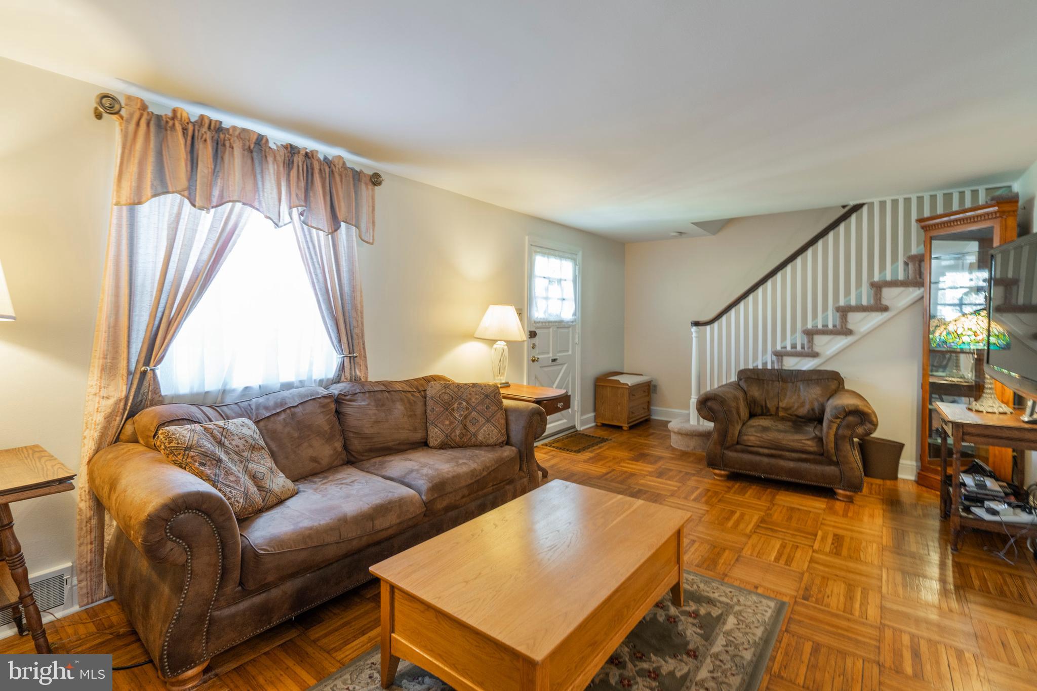 4 Rittenhouse Road Broomall, PA 19008 - Photo 3 of 50 Living room 2