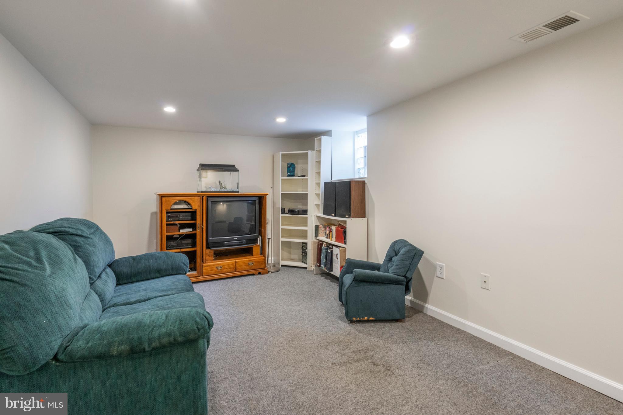 4 Rittenhouse Road Broomall, PA 19008 - Photo 33 of 50 Lower level family room