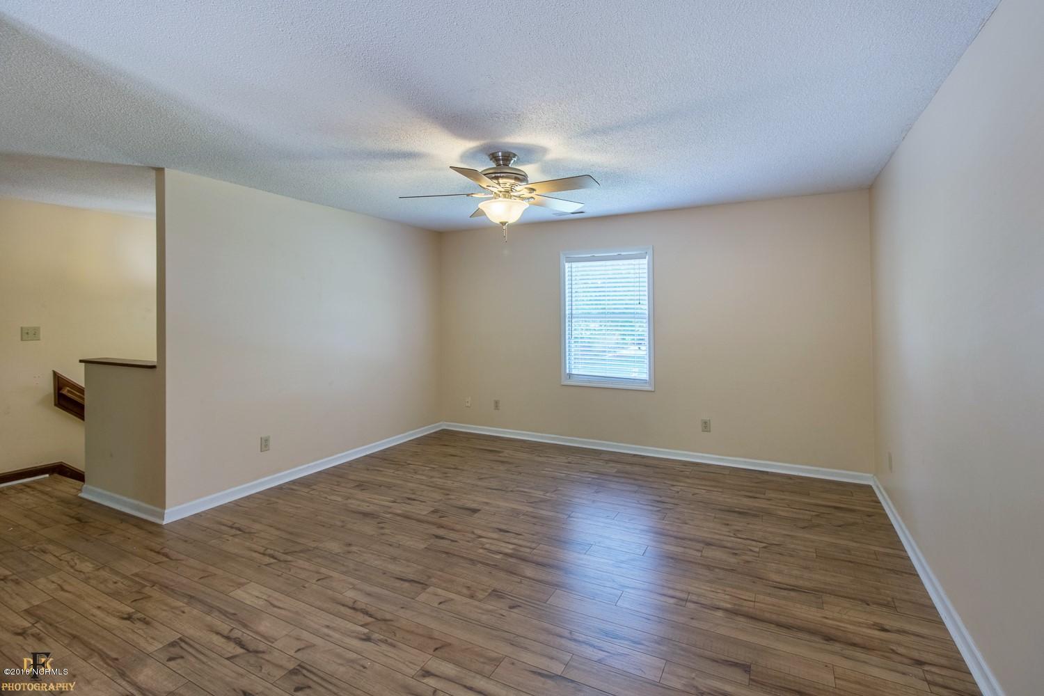 146 Raintree Circle Jacksonville, NC 28540 - Photo 7 of 36 9b