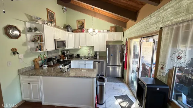 $645,000 | 5118 Lakeview Avenue, Unit 4, Yorba Linda, CA 92886