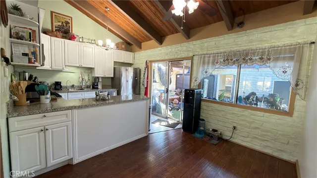 $645,000 | 5118 Lakeview Avenue, Unit 4, Yorba Linda, CA 92886