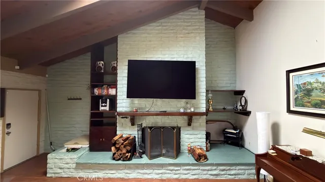 $645,000 | 5118 Lakeview Avenue, Unit 4, Yorba Linda, CA 92886