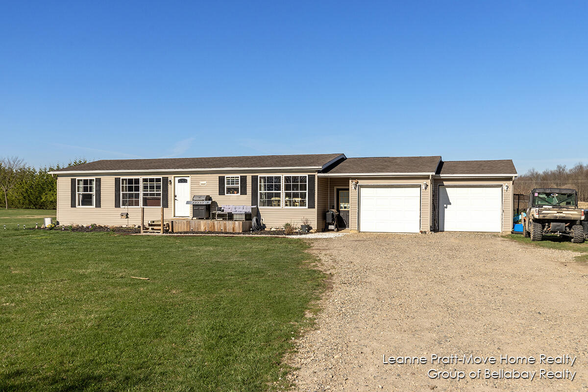 8558 Gurd Road Dowling, MI 49050 - Photo 1 of 29 IMG_1002