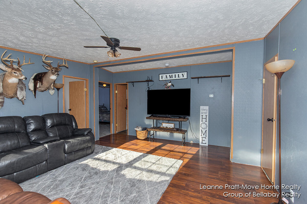 8558 Gurd Road Dowling, MI 49050 - Photo 6 of 29 IMG_1006
