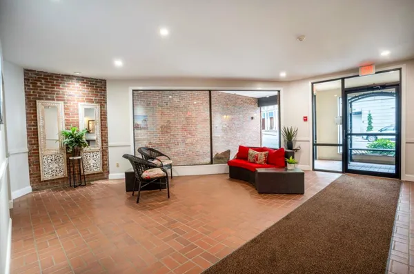 $307,900 | 112 Franklin Street, Unit B5, Bangor, ME 04401