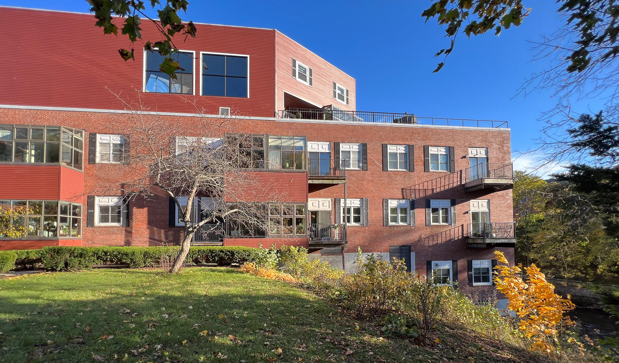 112 Franklin Street, Unit B5 Bangor, ME 04401 - Photo 14 of 24 10