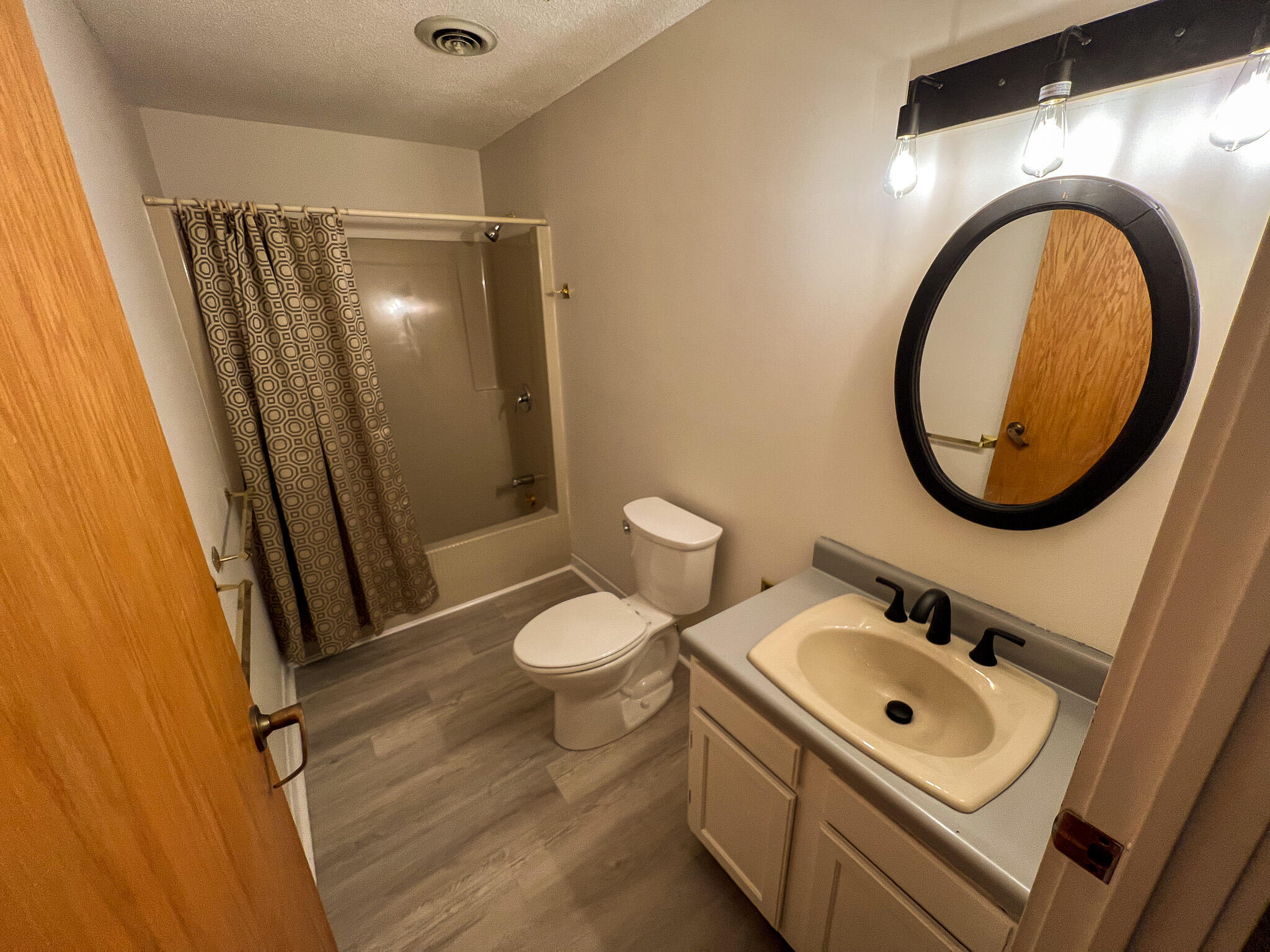 112 Franklin Street, Unit B5 Bangor, ME 04401 - Photo 6 of 24 7.1