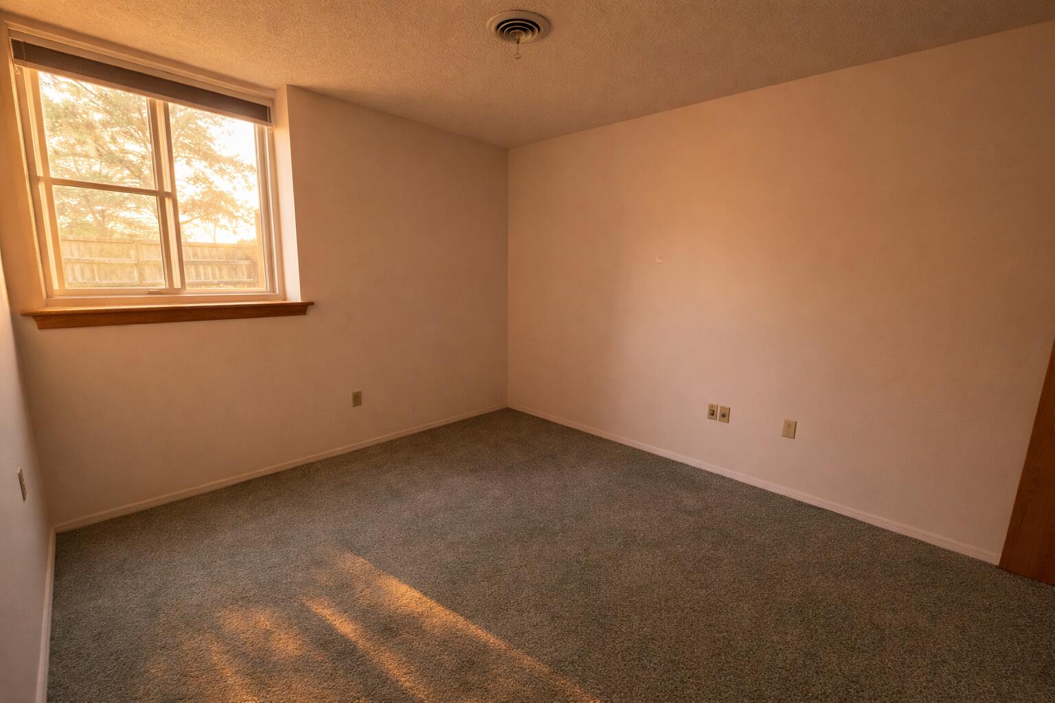 112 Franklin Street, Unit B5 Bangor, ME 04401 - Photo 7 of 24 Morning light in a quiet room