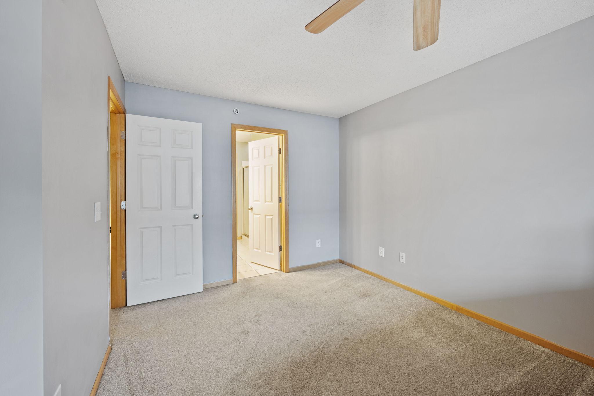 4353 Victor Path, Unit 4 Hugo, MN 55038 - Photo 11 of 24