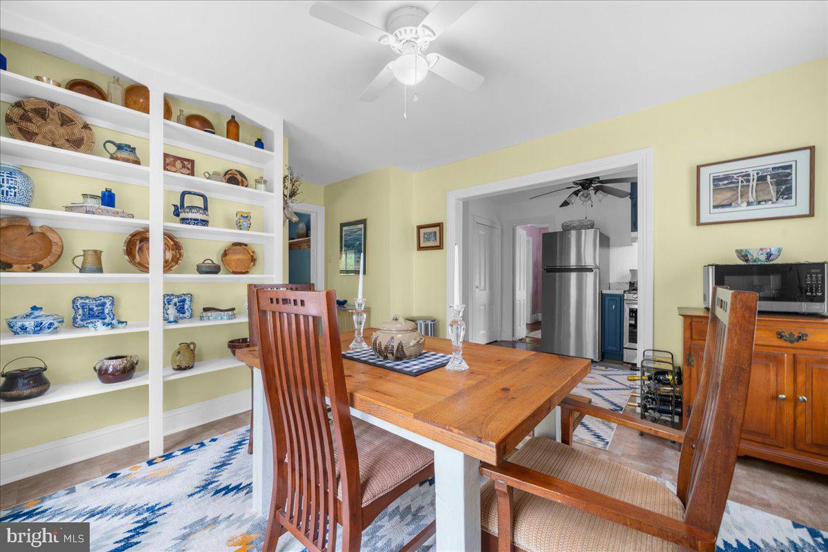 3020 St Peters Road Elverson, PA 19520 - Photo 23 of 60 Dining Room with Built-ins