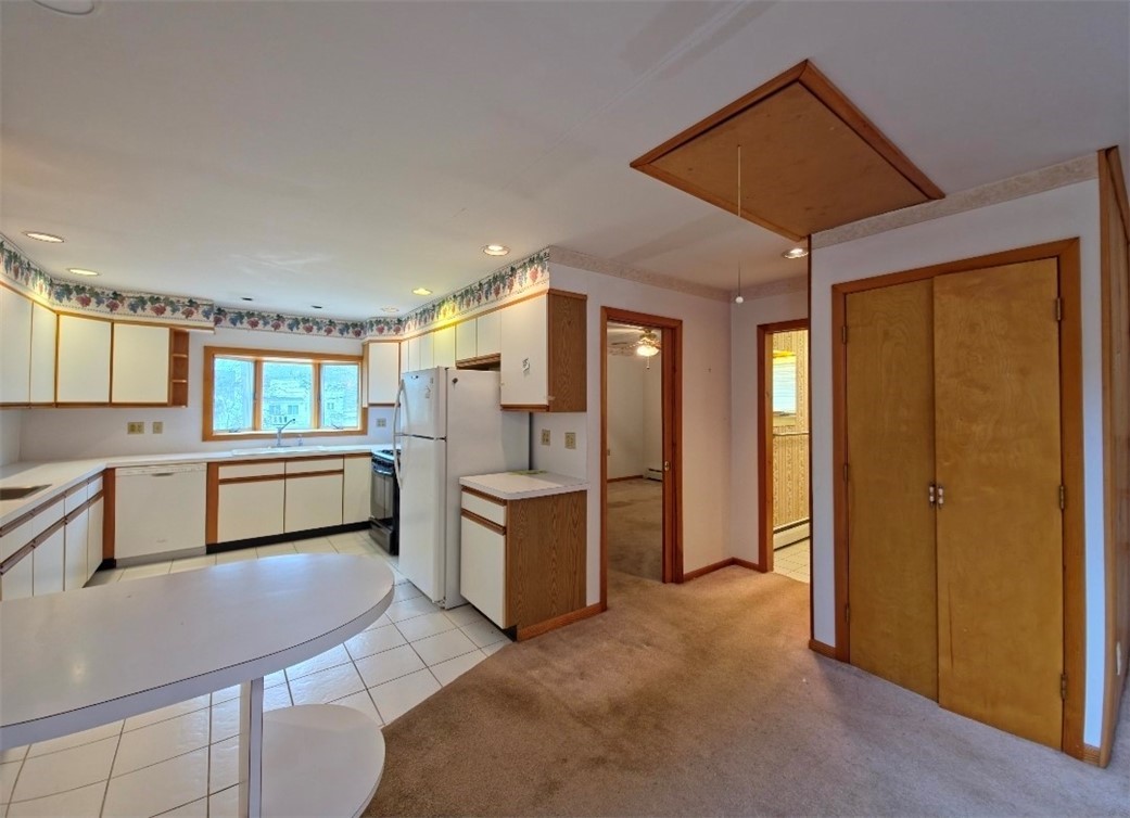 607 Cornell Road Elmira, NY 14905 - Photo 16 of 37