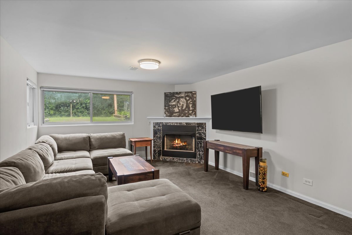 1300 Knollwood Road Deerfield, IL 60015 - Photo 14 of 20 Gallery Image 14