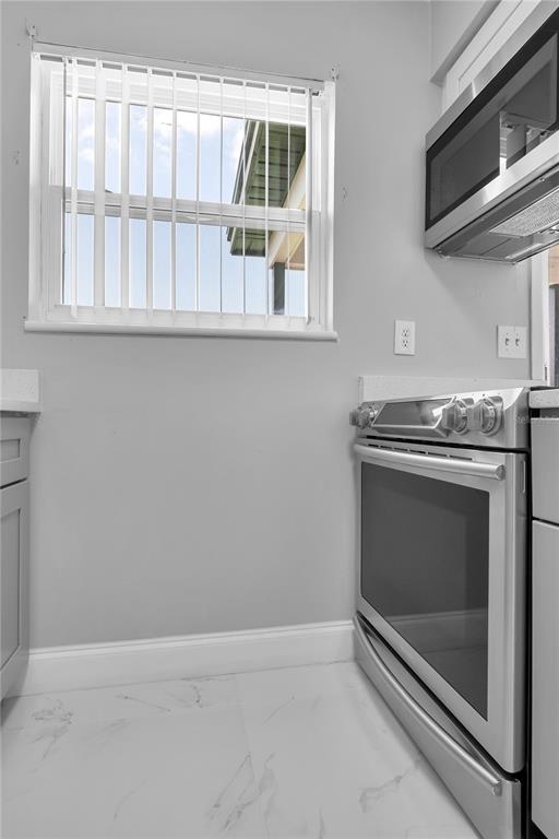 5325 Curry Ford Road, Unit D203 Orlando, FL 32812 - Photo 9 of 23