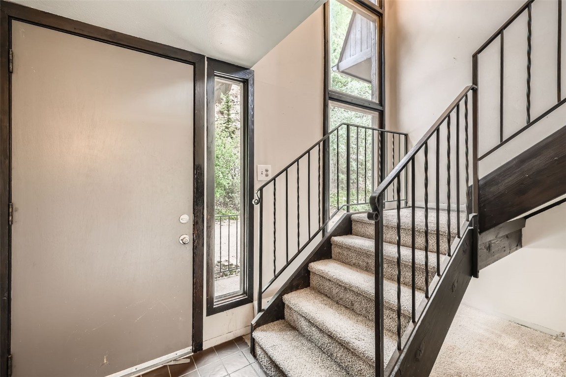 817 Valley View Drive Georgetown, CO 80444 - Photo 12 of 29 a view of entryway