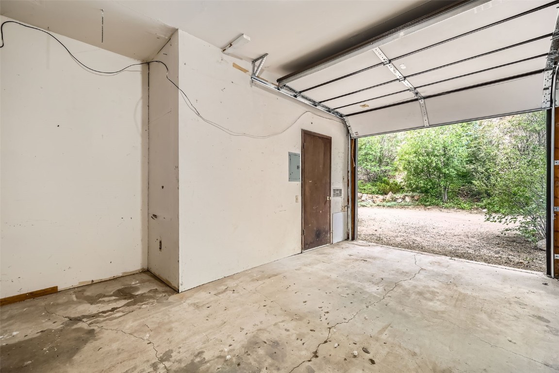 817 Valley View Drive Georgetown, CO 80444 - Photo 25 of 29 a view of a room with a large window