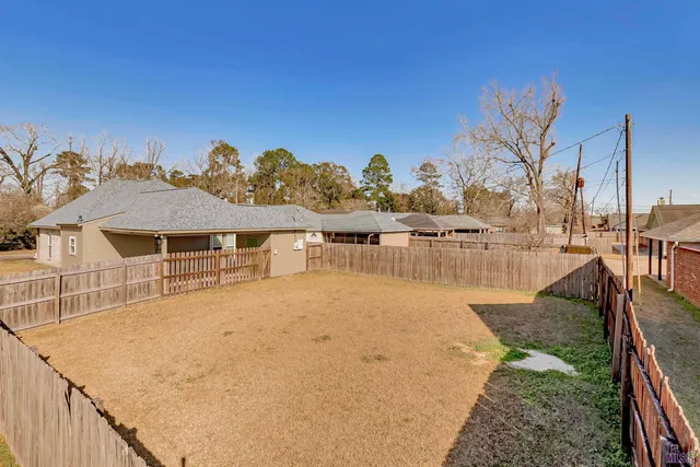 $1,800 | 15322 Wentworth Court, Baton Rouge, LA 70816