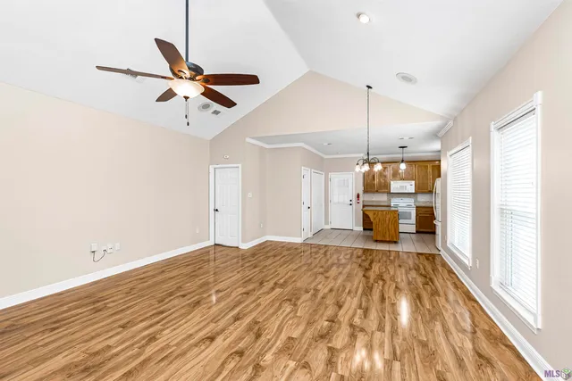 $1,800 | 15322 Wentworth Court, Baton Rouge, LA 70816