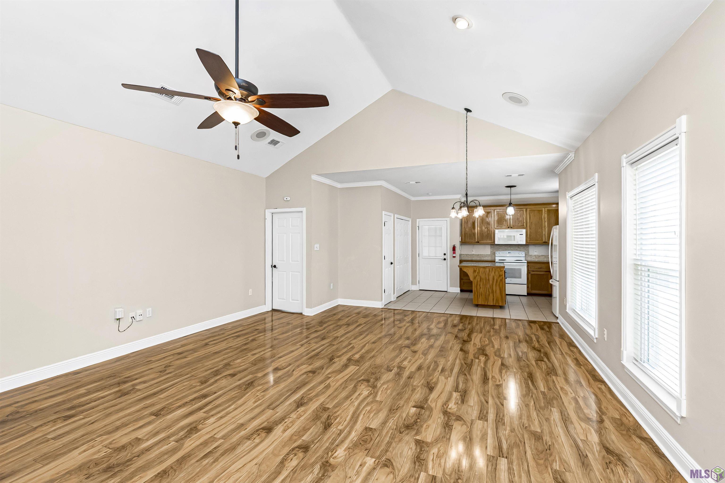 15322 Wentworth Court Baton Rouge, LA 70816 - Photo 3 of 12