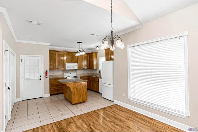 $1,800 | 15322 Wentworth Court, Baton Rouge, LA 70816