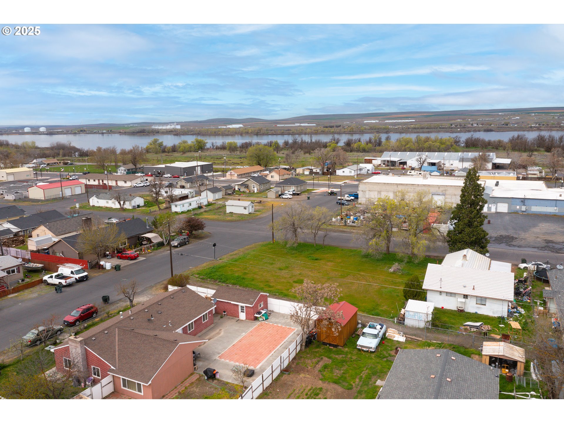 7th Umatilla, OR 97882 - Photo 5 of 12 an aerial view of residential houses with outdoor space