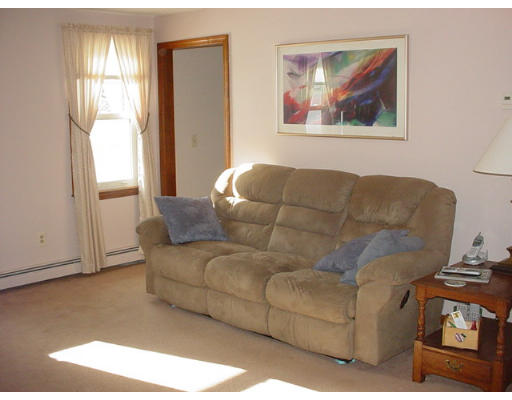 35 Janock Road Milford, MA 01757 - Photo 2 of 16 Gallery Image 2