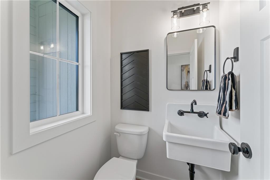 2004 Southeast Oak Ridge Drive Oak Grove, MO 64075 - Photo 20 of 43