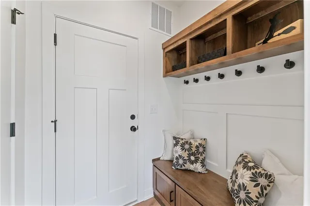 $404,500 | 2004 Southeast Oak Ridge Drive, Oak Grove, MO 64075