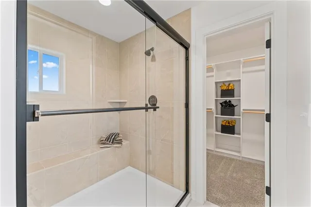 $404,500 | 2004 Southeast Oak Ridge Drive, Oak Grove, MO 64075