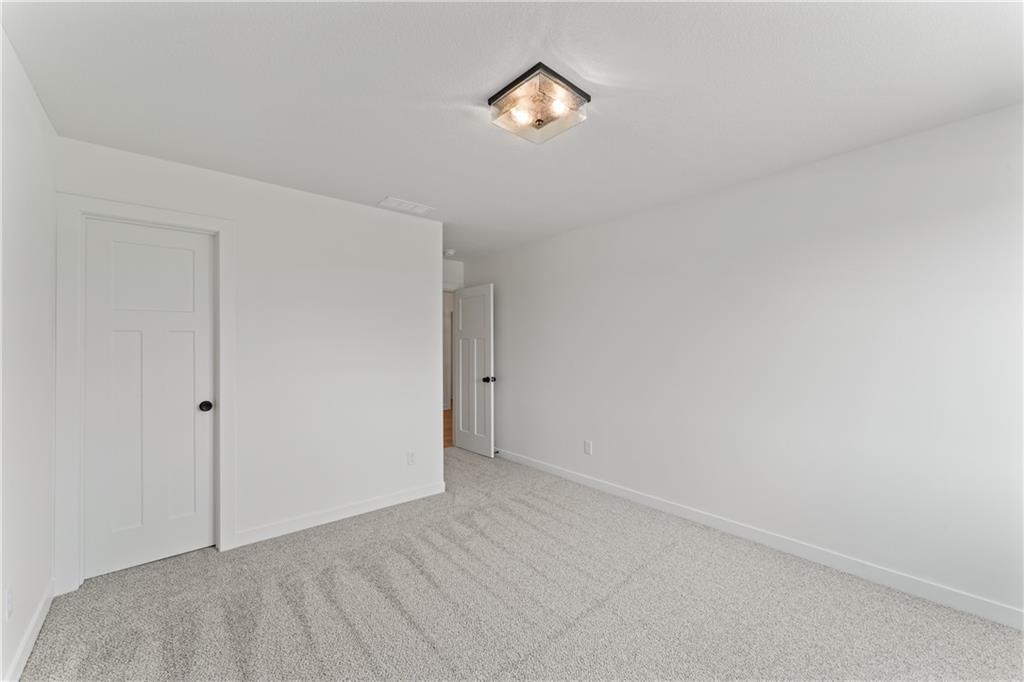 2004 Southeast Oak Ridge Drive Oak Grove, MO 64075 - Photo 35 of 43