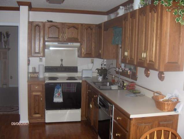408 Ledbetter Road Travelers Rest, SC 29690 - Photo 7 of 9