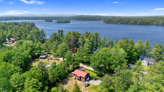 $425,000 | 23 East Eleanor Avenue, Standish, ME 04084