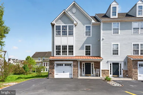$429,000 | 26 Pier Drive, Unit 49, Millville, DE 19967