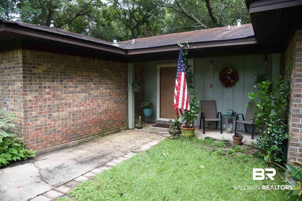 2704 Lost River Road Mobile, AL 36605 - Photo 3 of 35