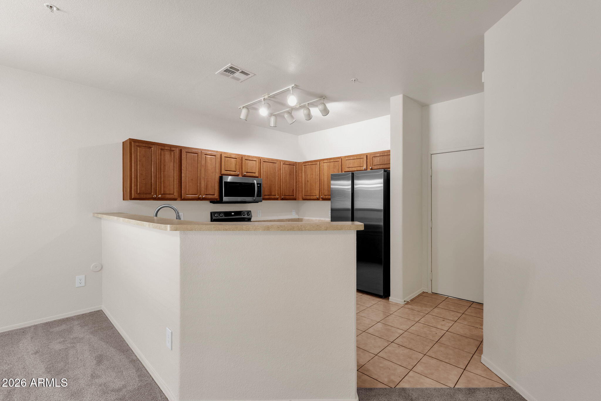 1702 East Bell Road, Unit 177 Phoenix, AZ 85022 - Photo 15 of 46 Kitchen