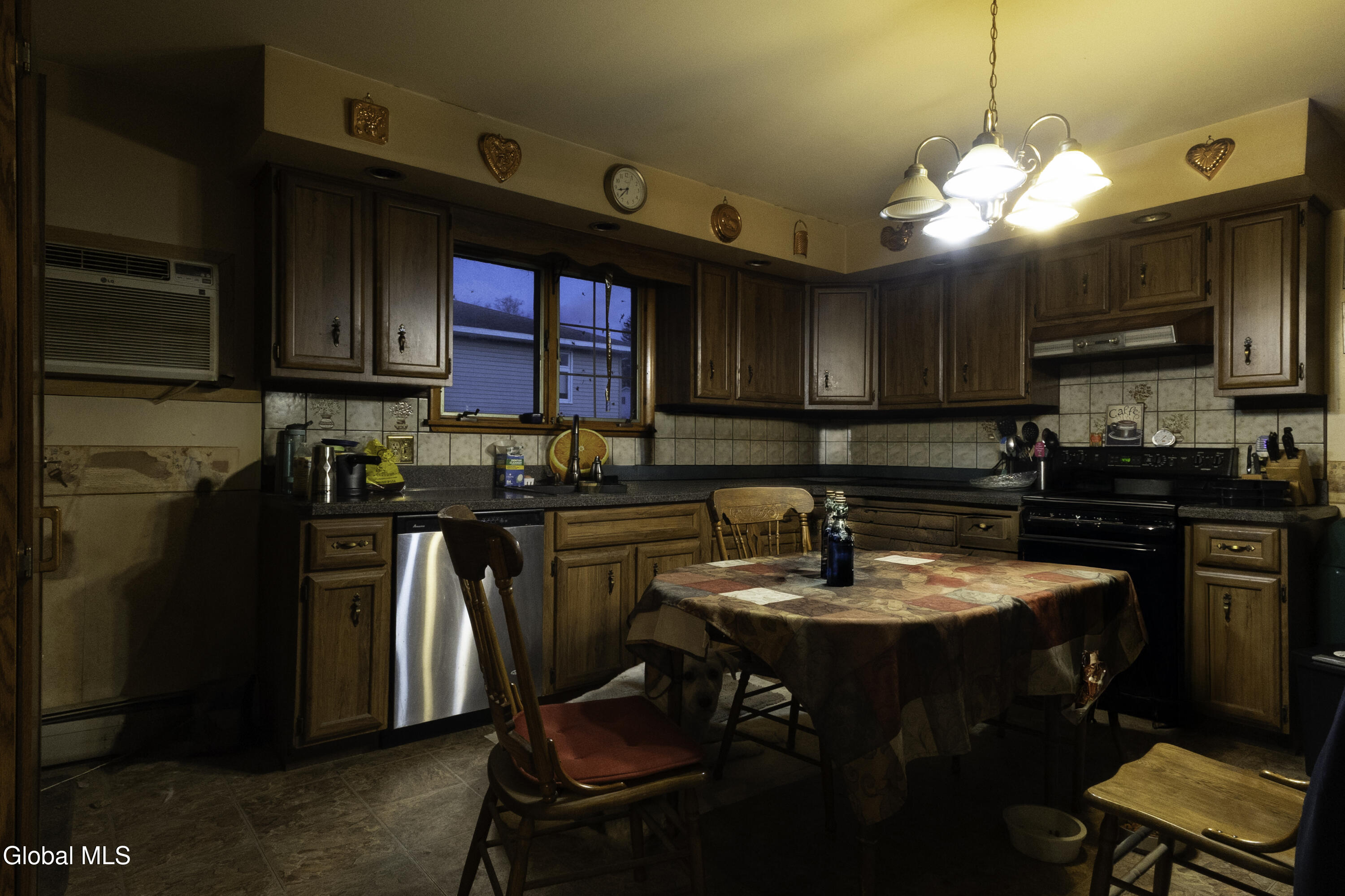 106 Country Ridge Court Amsterdam, NY 12010 - Photo 11 of 20 106CountryRidge6