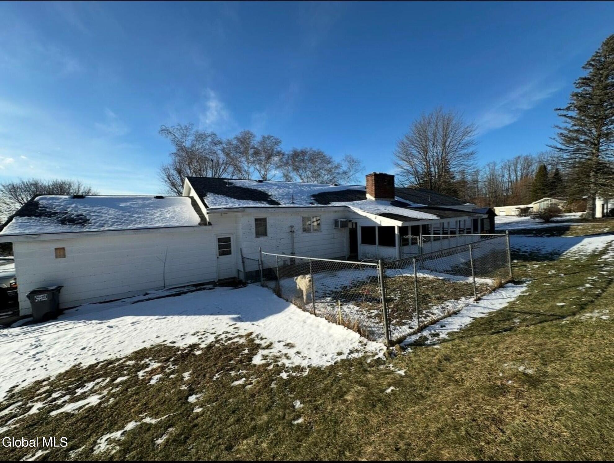 106 Country Ridge Court Amsterdam, NY 12010 - Photo 19 of 20 IMG_0685.jpeg