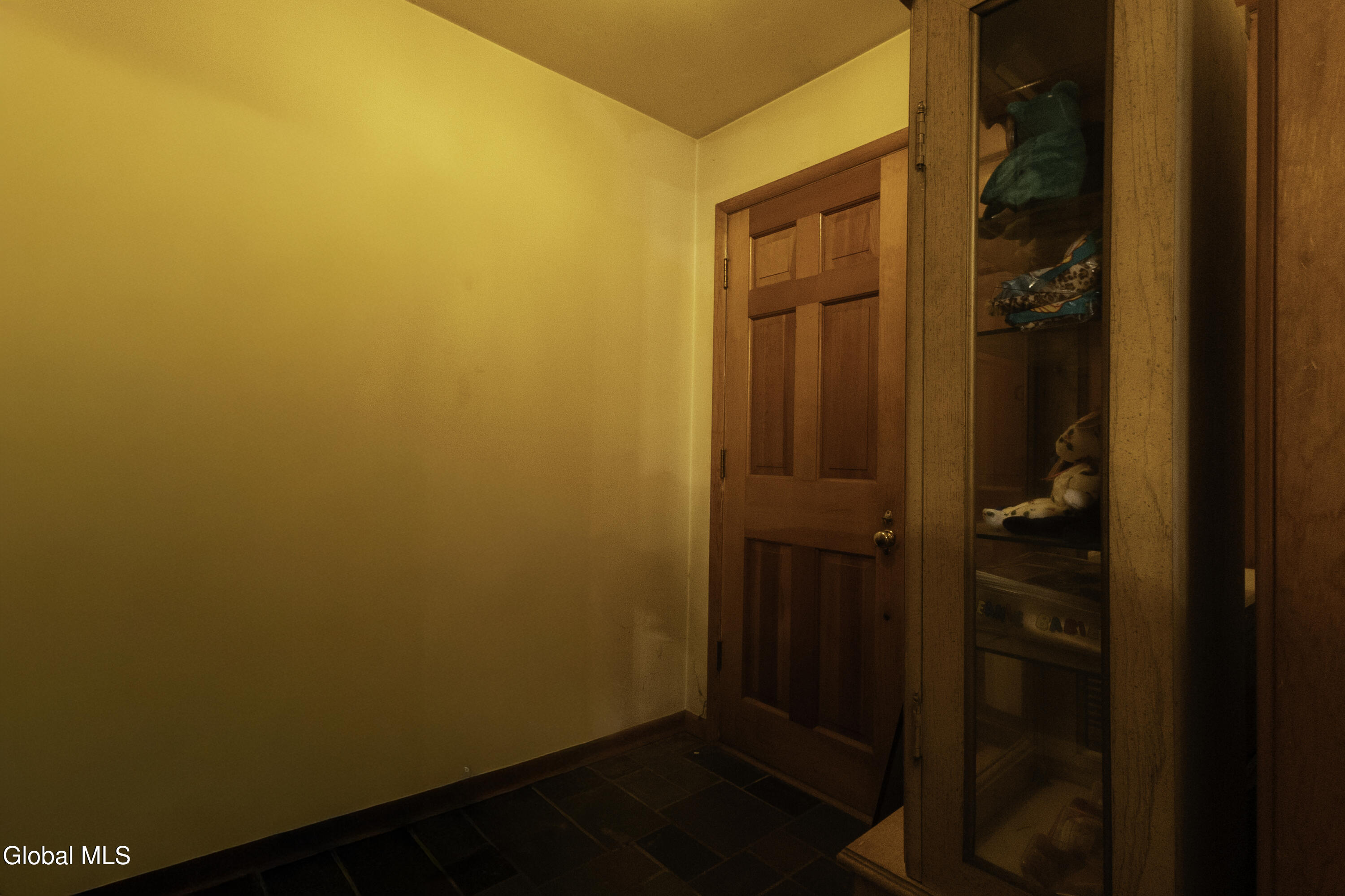 106 Country Ridge Court Amsterdam, NY 12010 - Photo 3 of 20 106CountryRidge5